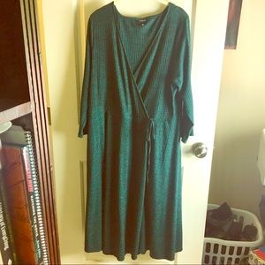 Torrid Surplice Dress Green Size 2